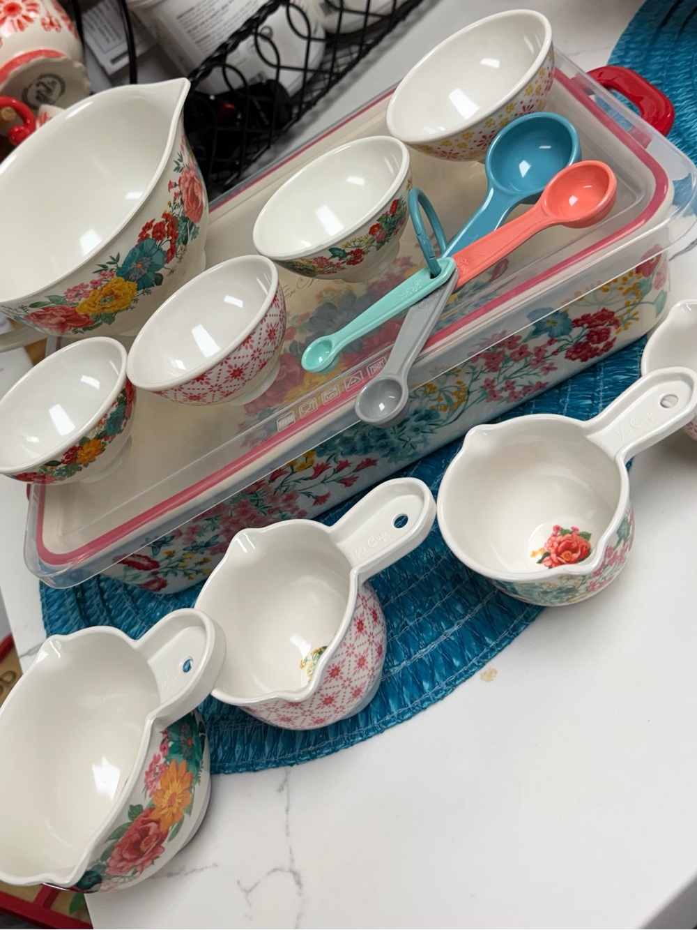 Pioneer Woman Fancy Flourish Baking Set - White Floral Pattern